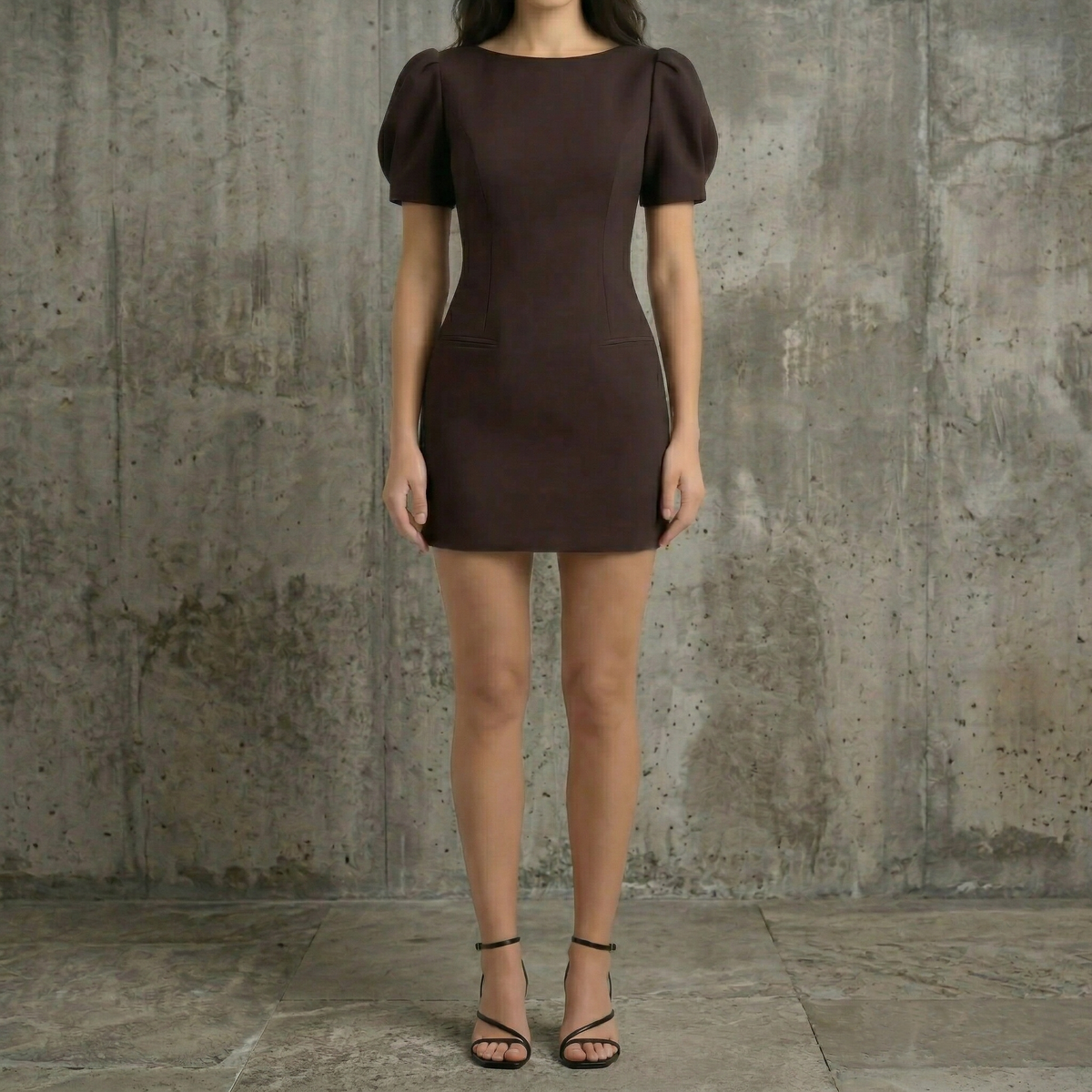 Brown short-sleeve round-neck mini dress