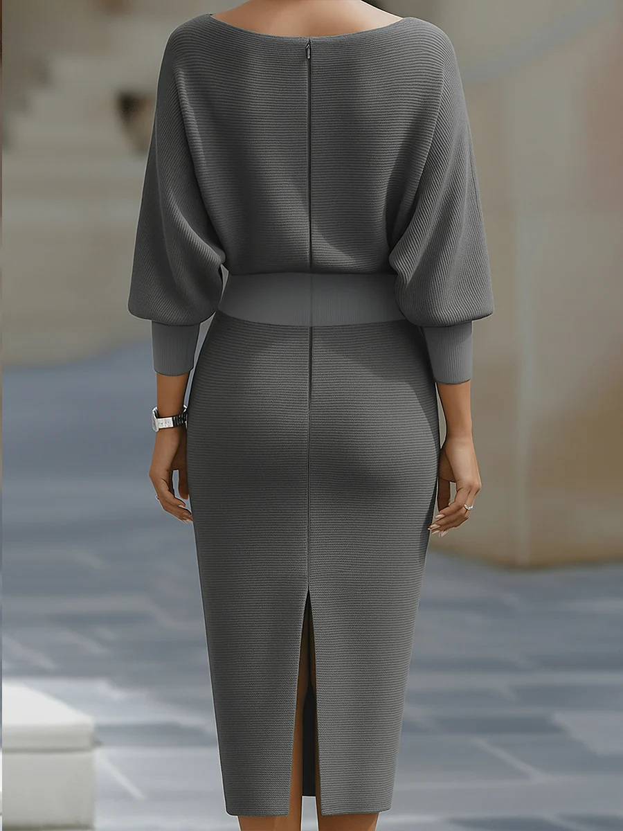 Batwing sleeve detail