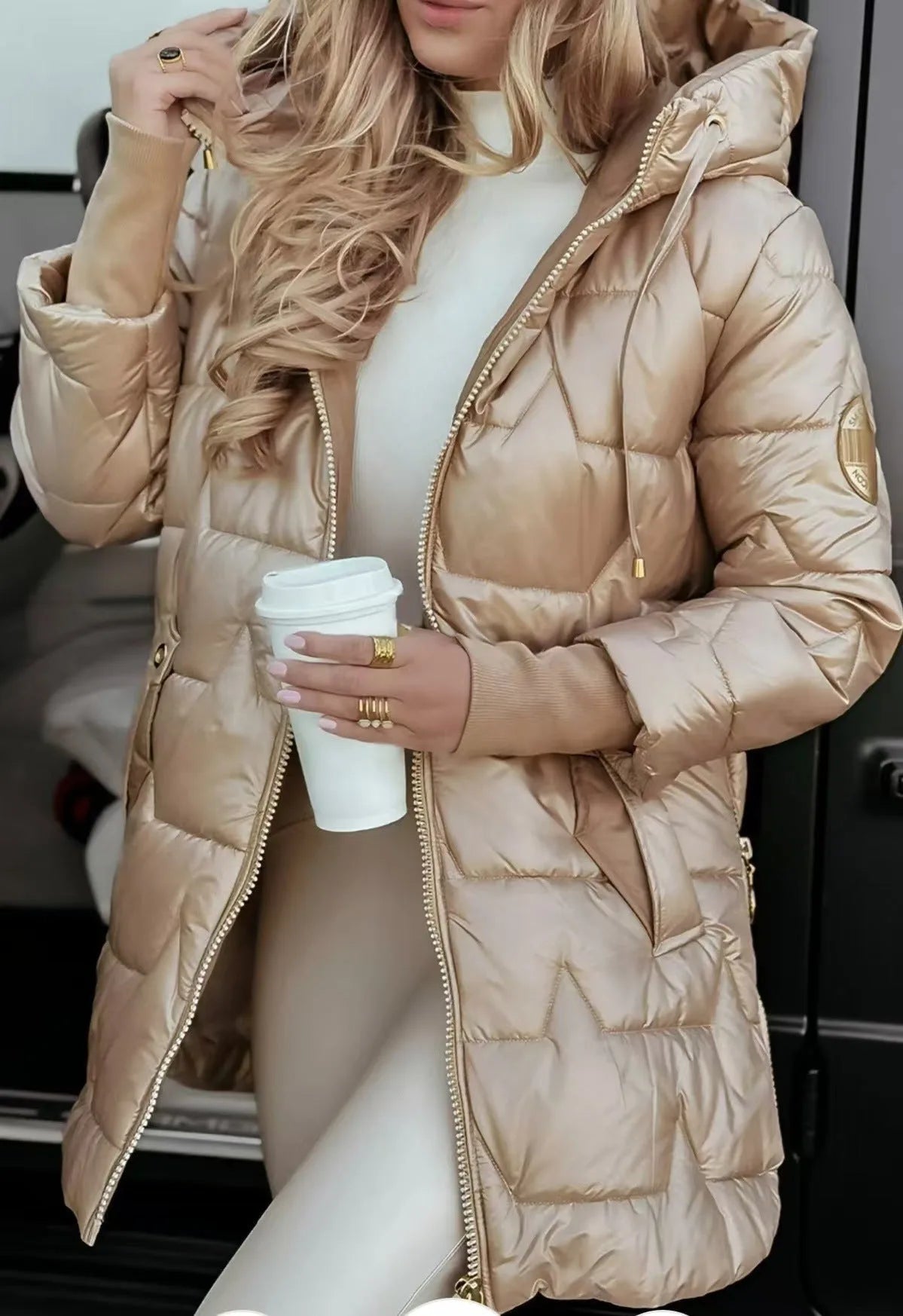 Women's hooded quilted puffer coat, champagne, close-up view